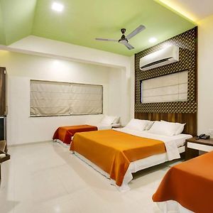 Super Deluxe Quadruple Room